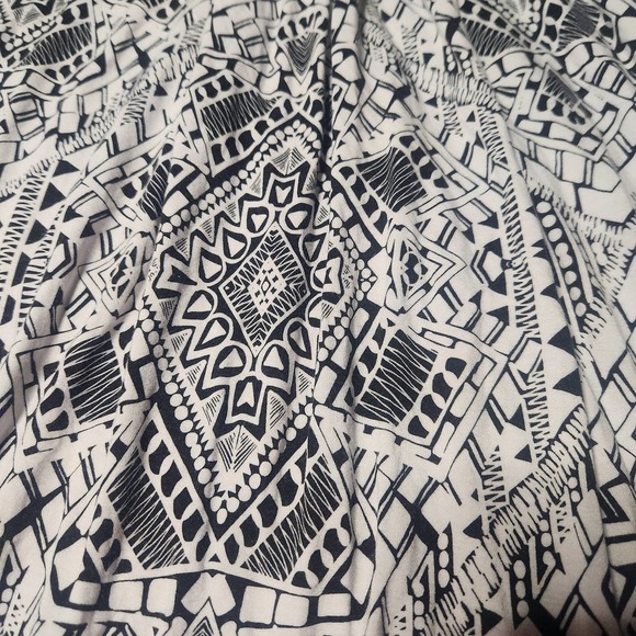 Cynthia Rowley Black and White Tribal Maxi‎ Skirt Size Small - Picture 3 of 4